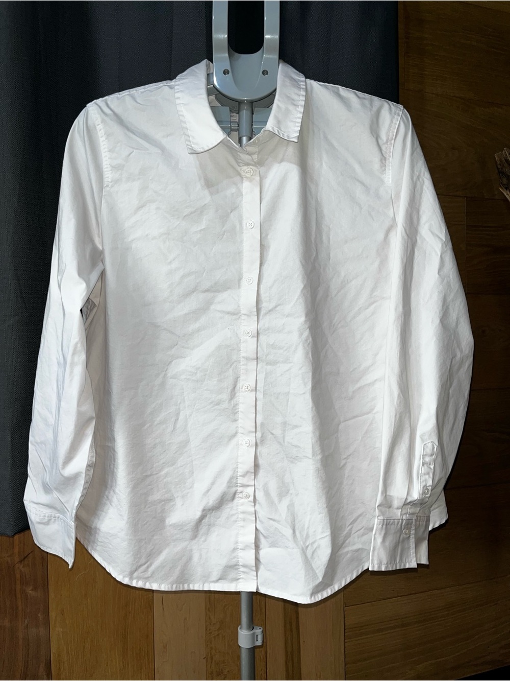 Time and Tru White Men's Button-Up Dress Shirt